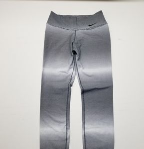 Nike‎ leggings size small